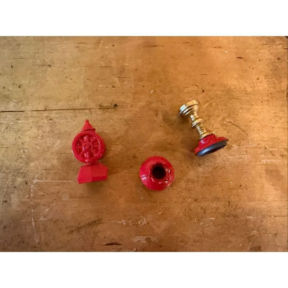 Dollhouse Miniatures Coffee Grinder & Lamp Accessories Lot (6701)